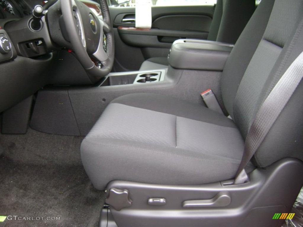 2013 Tahoe LS 4x4 - Silver Ice Metallic / Ebony photo #2