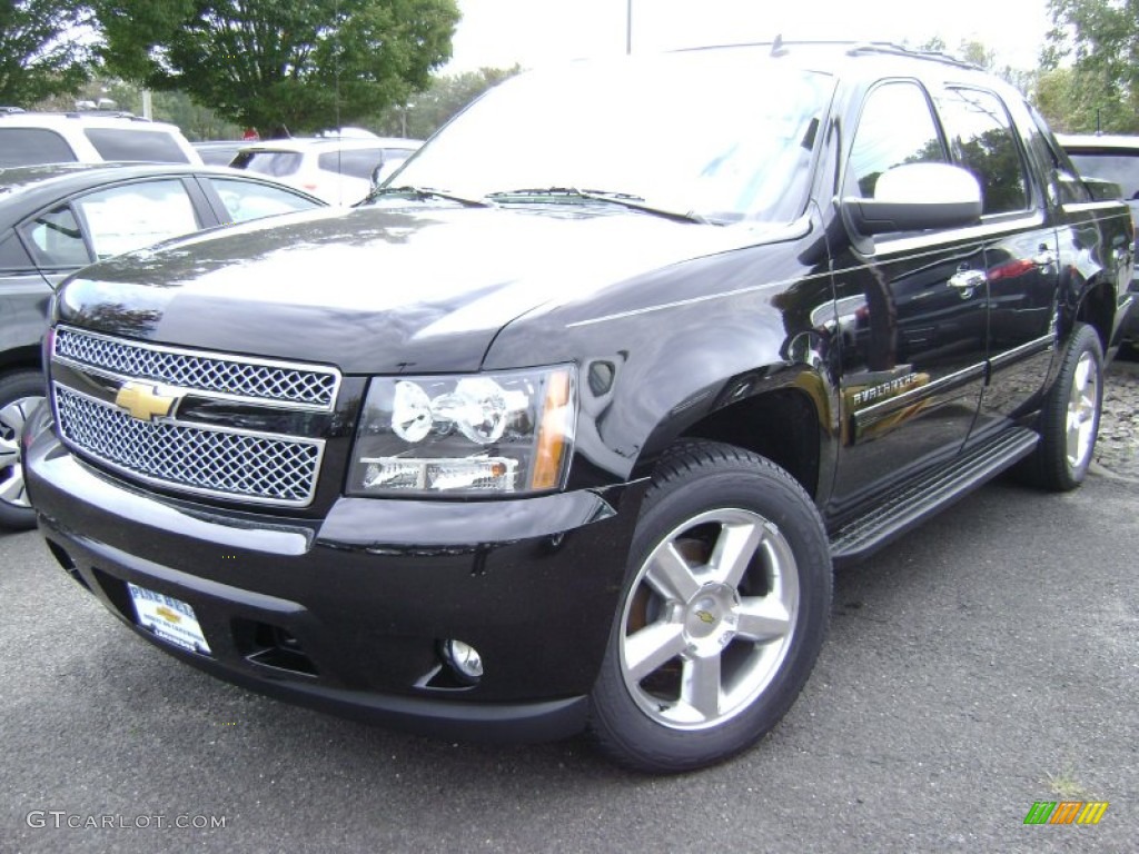 2013 Avalanche LT 4x4 Black Diamond Edition - Black / Ebony photo #1