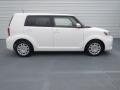 Super White - xB  Photo No. 2