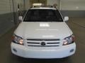 Super White - Highlander V6 4WD Photo No. 5