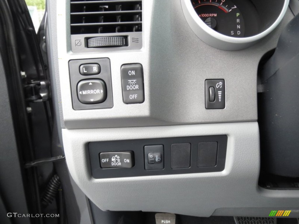 2013 Toyota Tundra TSS Double Cab Controls Photo #72128709