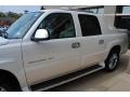 White Diamond - Escalade EXT AWD Photo No. 6