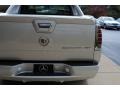 White Diamond - Escalade EXT AWD Photo No. 11