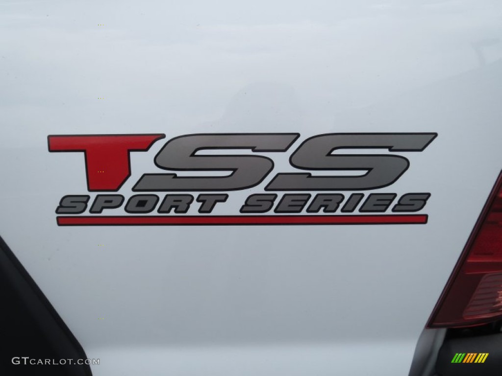 2013 Tacoma V6 TSS Prerunner Double Cab - Super White / Graphite photo #14
