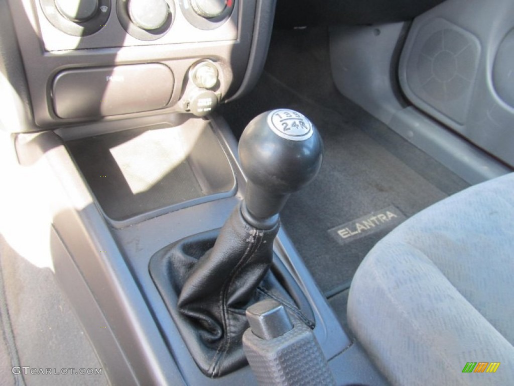 2005 Elantra GLS Sedan - Electric Red Metallic / Gray photo #13