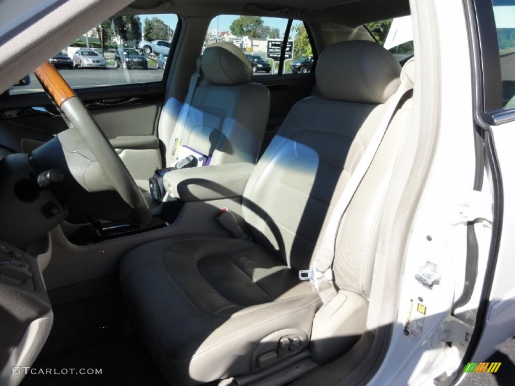 2004 DeVille DTS - White Lightning / Cashmere photo #15