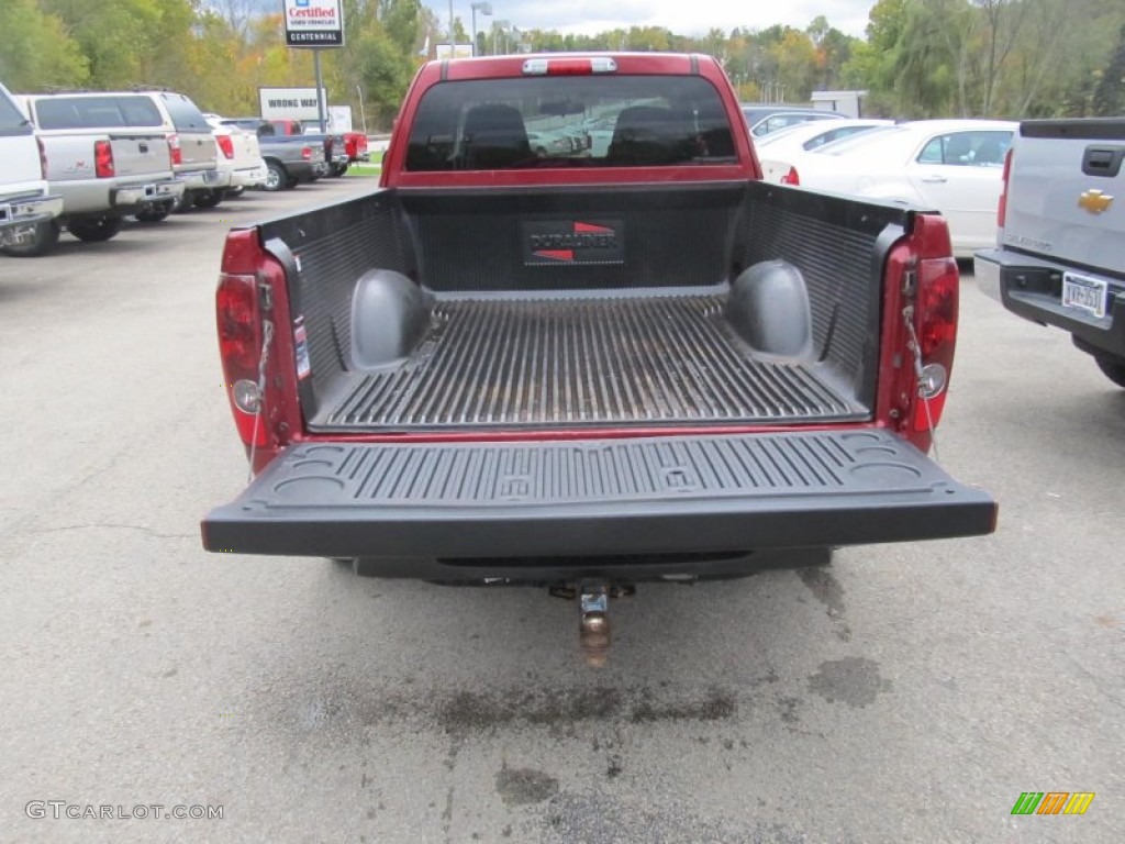 2004 Chevrolet Colorado Z71 Extended Cab 4x4 Trunk Photos