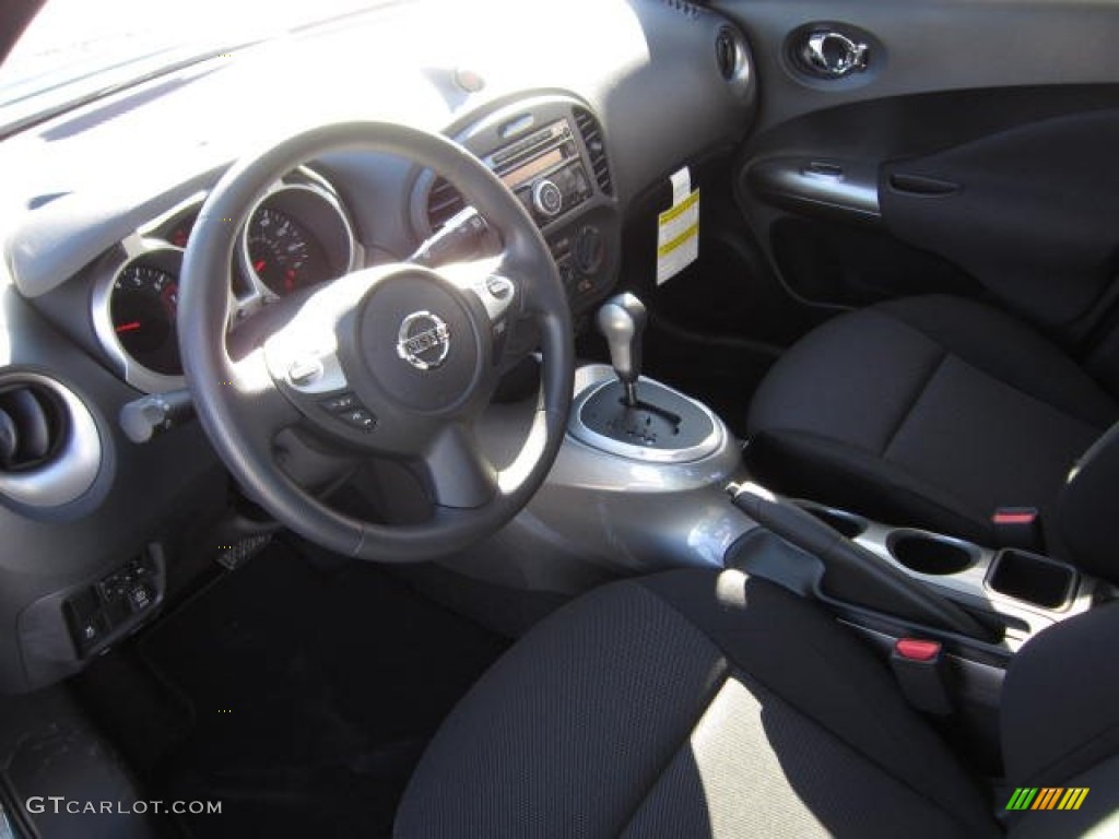 2013 Juke S AWD - Graphite Blue / Black/Silver Trim photo #17