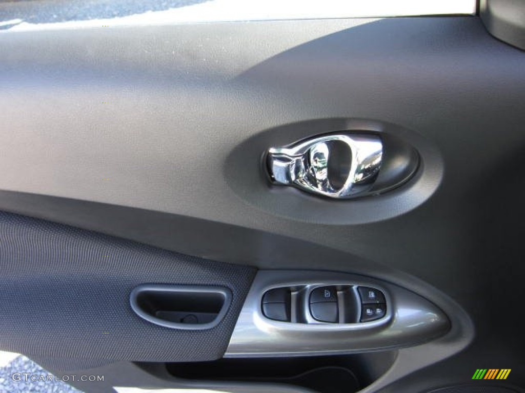 2013 Juke S AWD - Graphite Blue / Black/Silver Trim photo #18