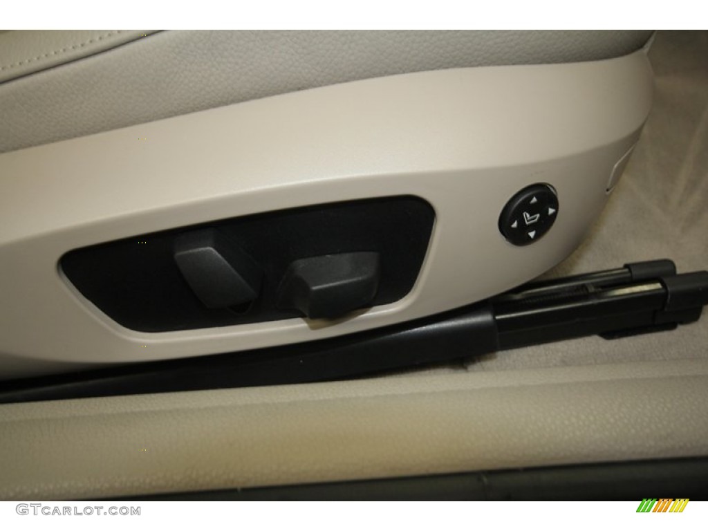 2009 1 Series 128i Coupe - Alpine White / Taupe photo #31