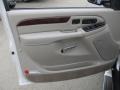 White Diamond - Escalade EXT AWD Photo No. 11