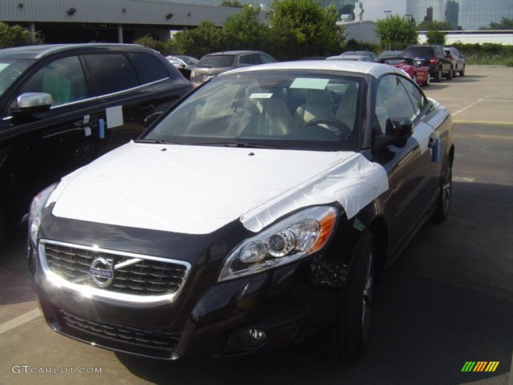 2013 C70 T5 - Ember Black Metallic / Calcite/Off Black photo #2