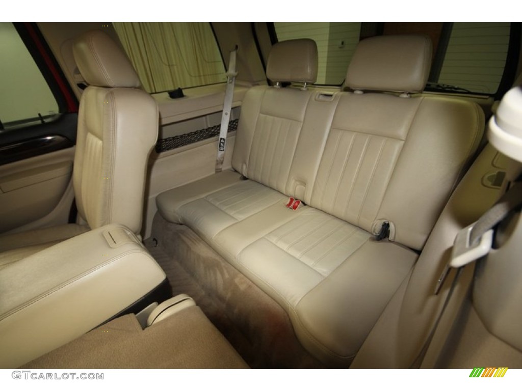 2003 Aviator Luxury - Vivid Red Metallic / Light Parchment photo #15
