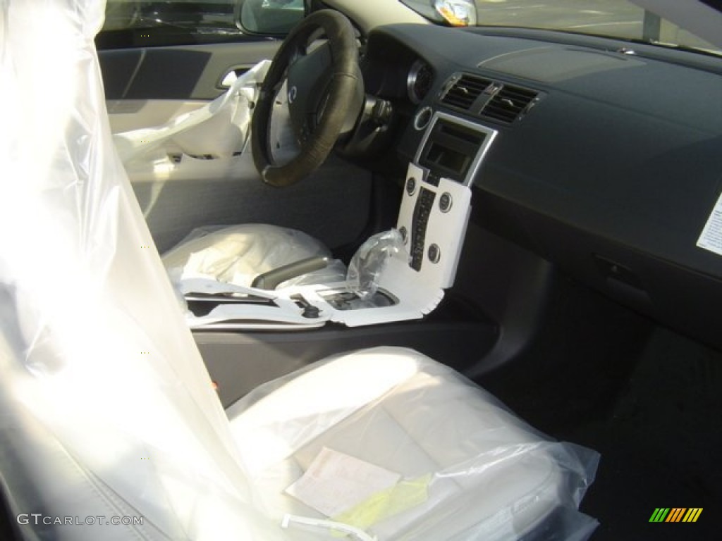 2013 C70 T5 - Ember Black Metallic / Calcite/Off Black photo #6