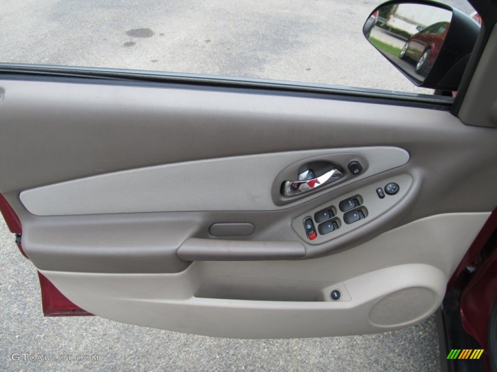 2004 Malibu LS V6 Sedan - Sport Red Metallic / Gray photo #11