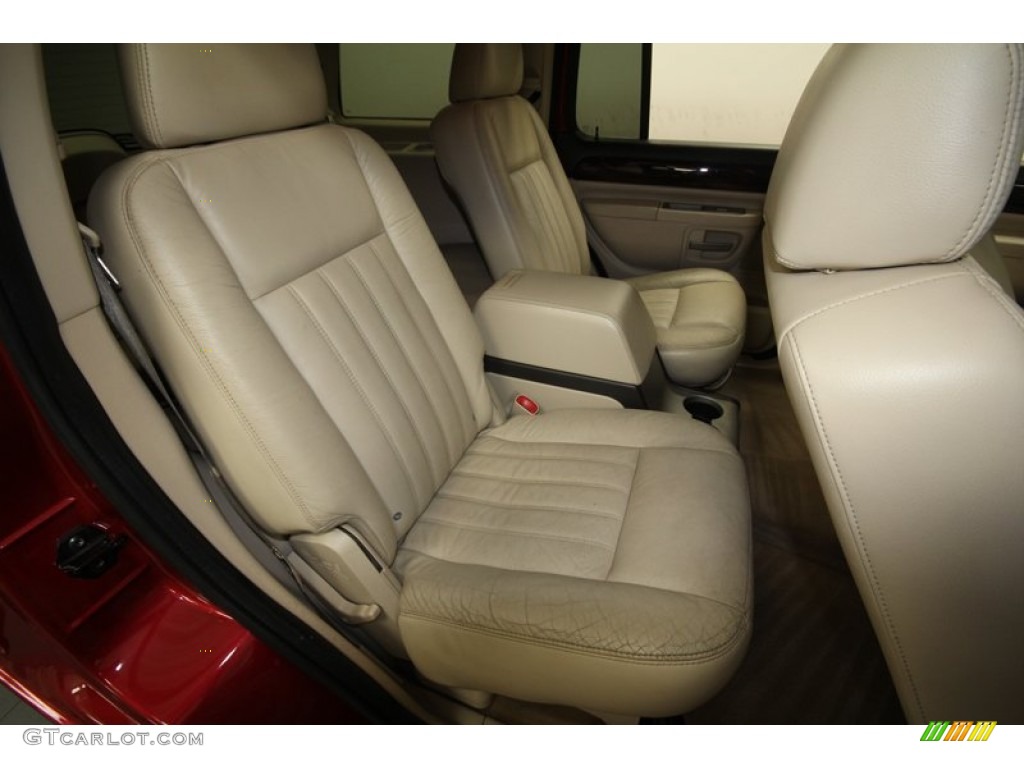 2003 Aviator Luxury - Vivid Red Metallic / Light Parchment photo #37