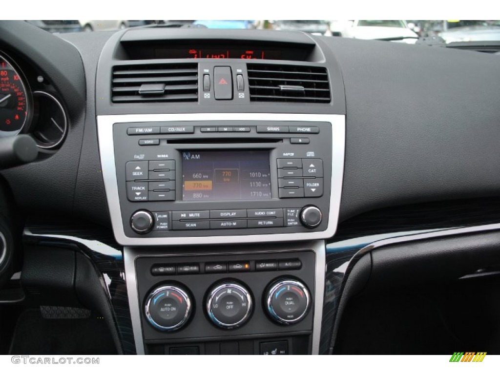 2010 Mazda MAZDA6 s Grand Touring Sedan Controls Photos