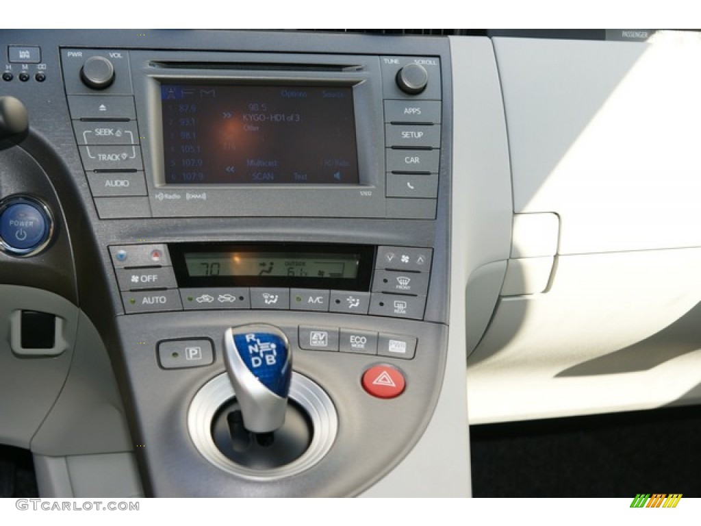 2012 Toyota Prius 3rd Gen Three Hybrid Controls Photo #72138243