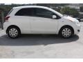 Polar White - Yaris 3 Door Liftback Photo No. 6