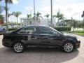 Black - Jetta SE Sedan Photo No. 6