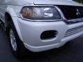 Summit White - Montero Sport XLS Photo No. 2