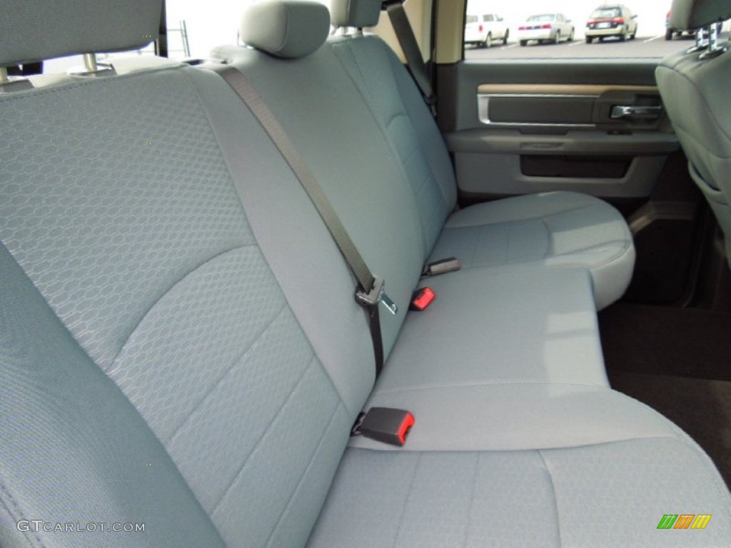 2013 Ram 1500 SLT Crew Cab 4x4 Rear Seat Photo #72143364