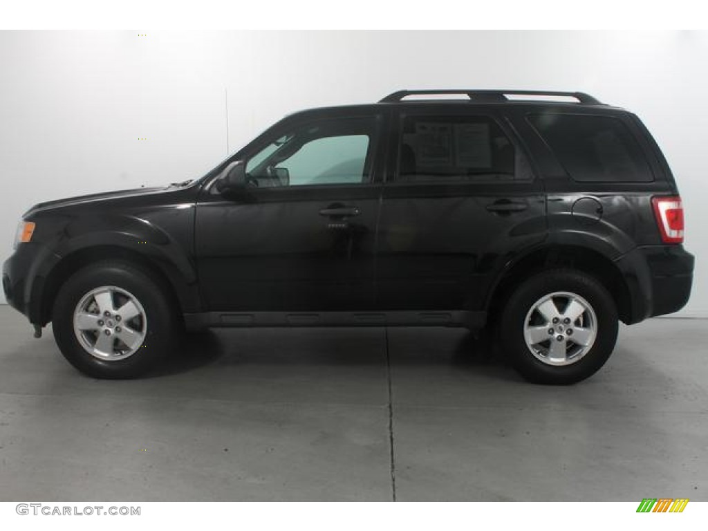 2011 Escape XLT V6 - Tuxedo Black Metallic / Charcoal Black photo #12