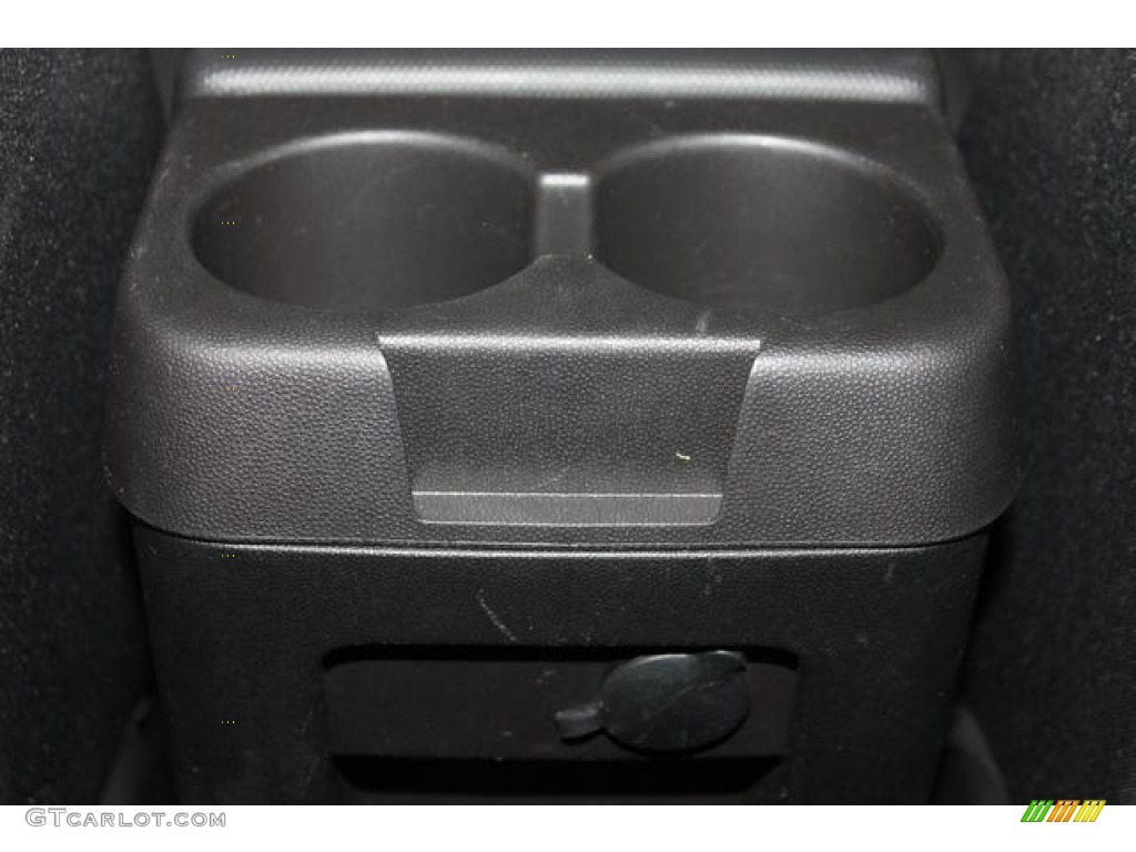 2011 Escape XLT V6 - Tuxedo Black Metallic / Charcoal Black photo #34