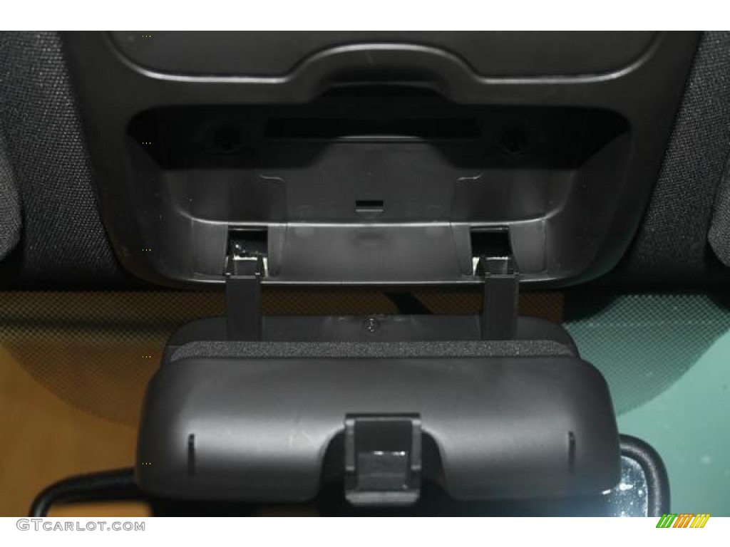 2011 Escape XLT V6 - Tuxedo Black Metallic / Charcoal Black photo #37