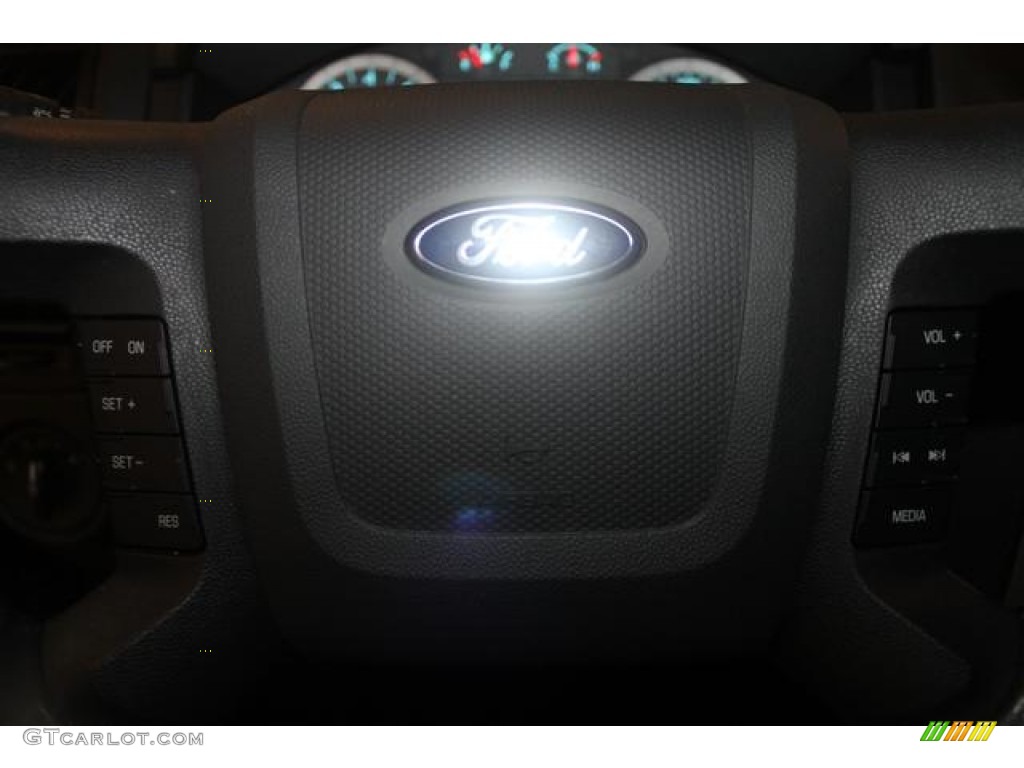 2011 Escape XLT V6 - Tuxedo Black Metallic / Charcoal Black photo #43