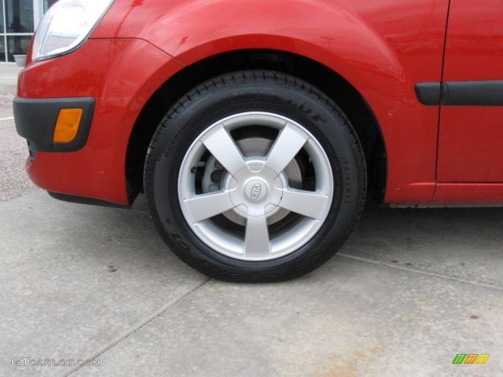 2006 Rio Rio5 SX Hatchback - Tropical Red / Gray photo #3