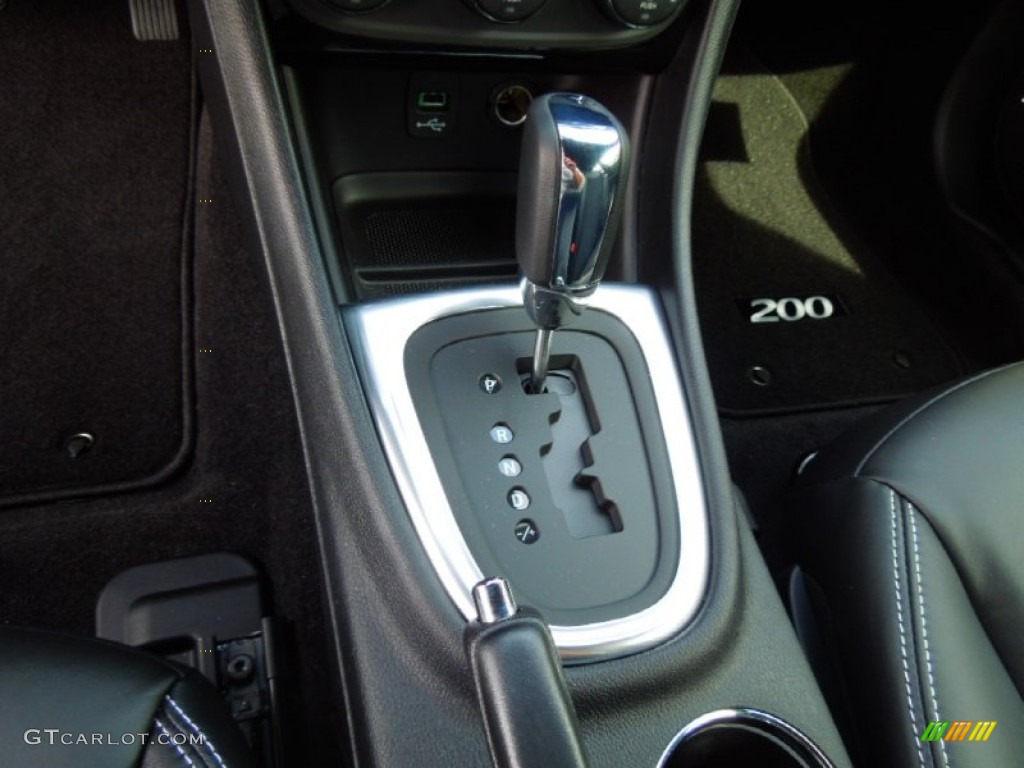 2013 Chrysler 200 S Sedan 6 Speed AutoStick Automatic Transmission Photo #72147384