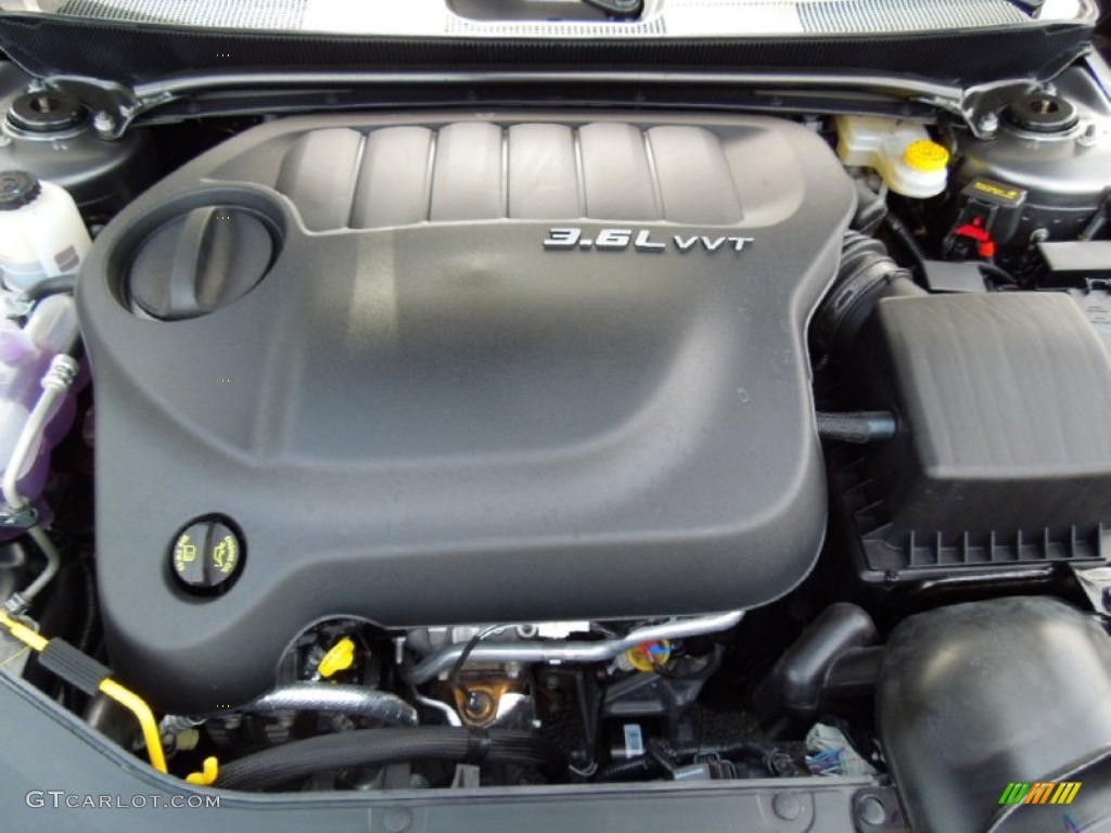 2013 Chrysler 200 S Sedan 3.6 Liter DOHC 24-Valve VVT Pentastar V6 Engine Photo #72147663