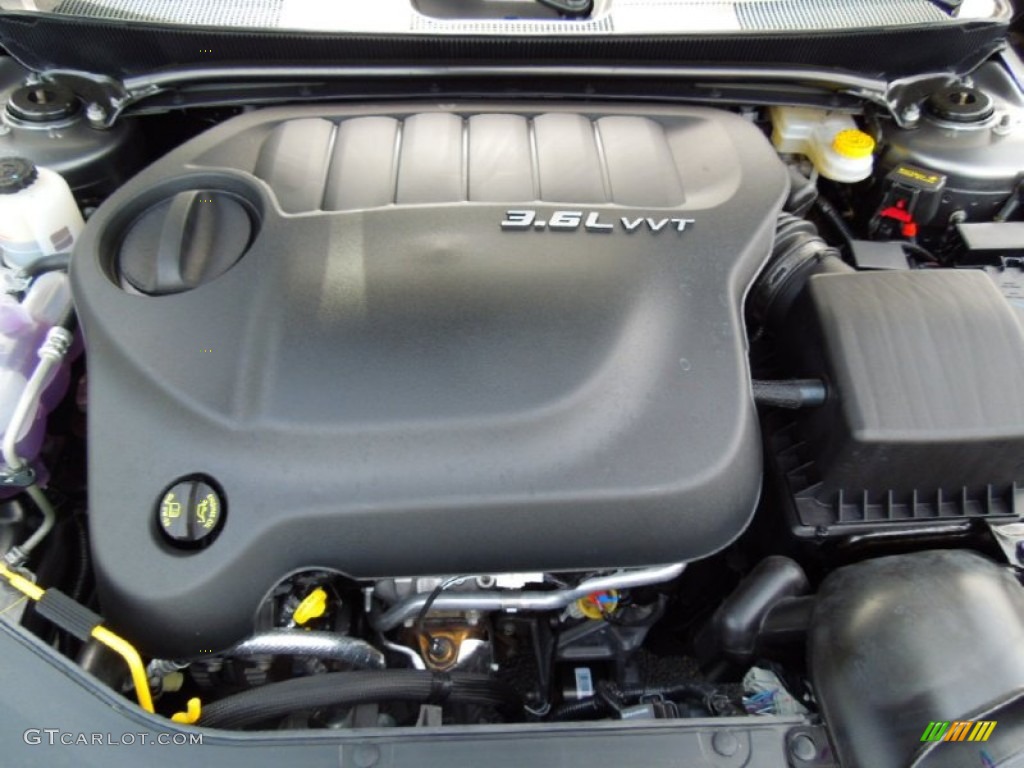 2013 Chrysler 200 S Sedan 3.6 Liter DOHC 24-Valve VVT Pentastar V6 Engine Photo #72147663