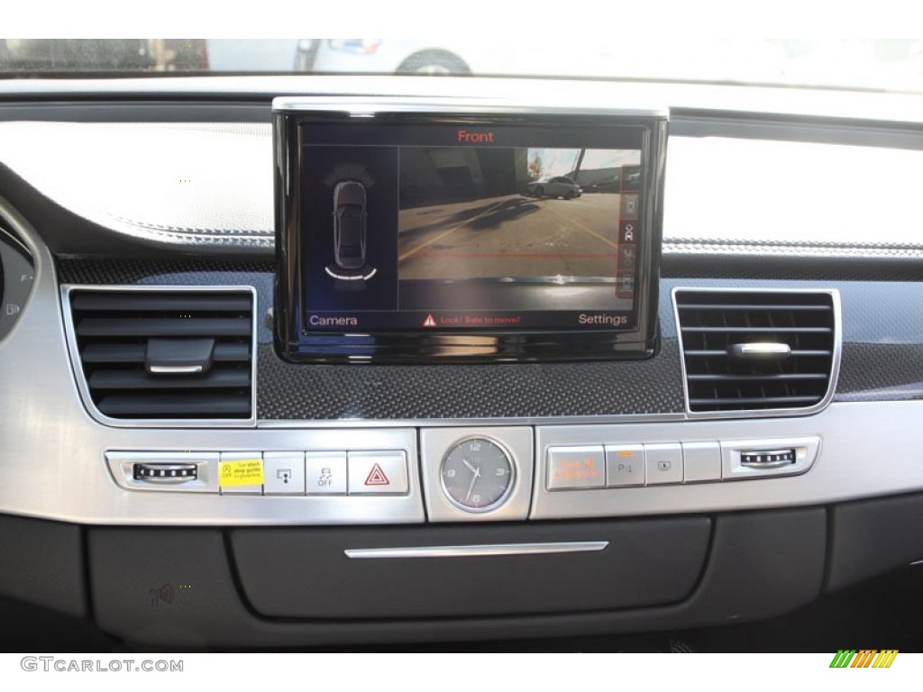 2013 Audi S8 4.0 TFSI quattro Sedan Controls Photo #72148340