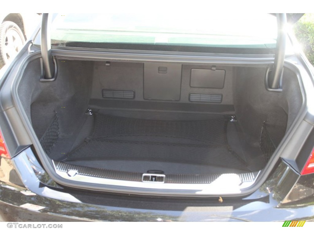 2013 Audi S8 4.0 TFSI quattro Sedan Trunk Photo #72148416