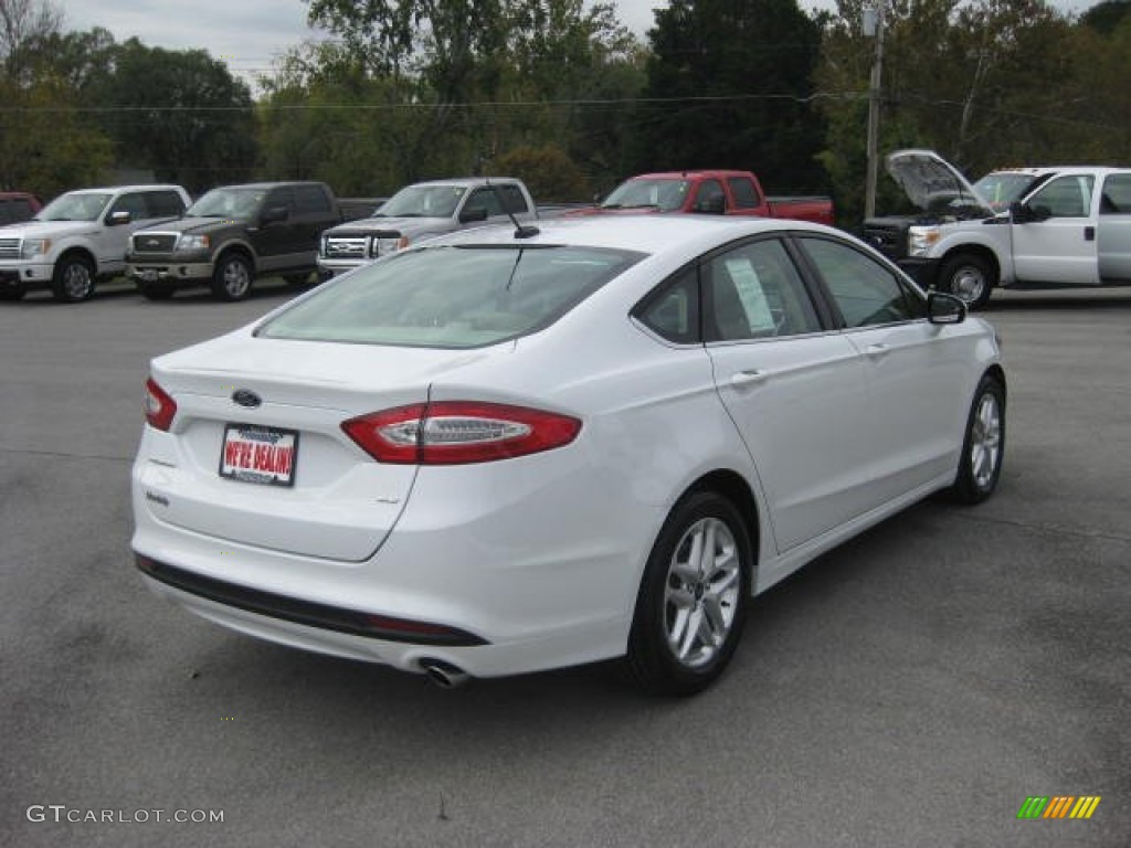 2013 Fusion SE - Oxford White / Dune photo #6