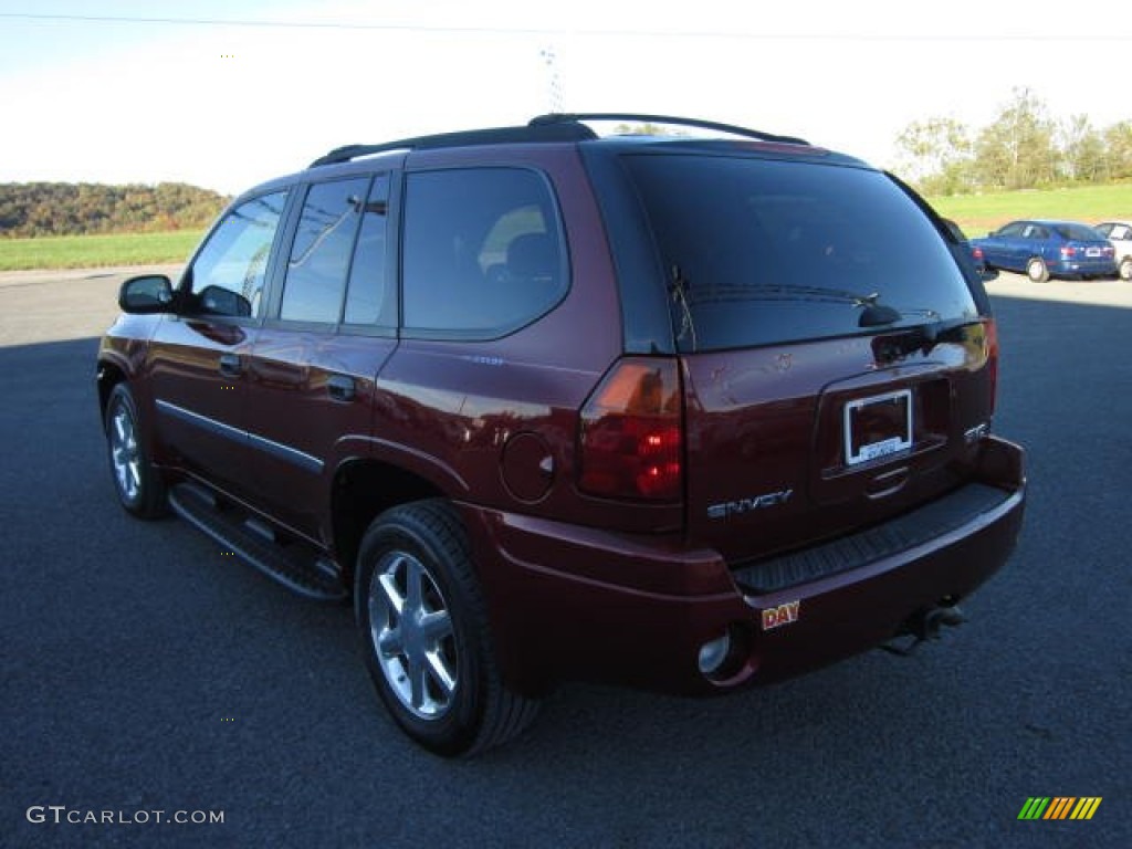 2007 Envoy SLE 4x4 - Cranberry Red Metallic / Ebony photo #5