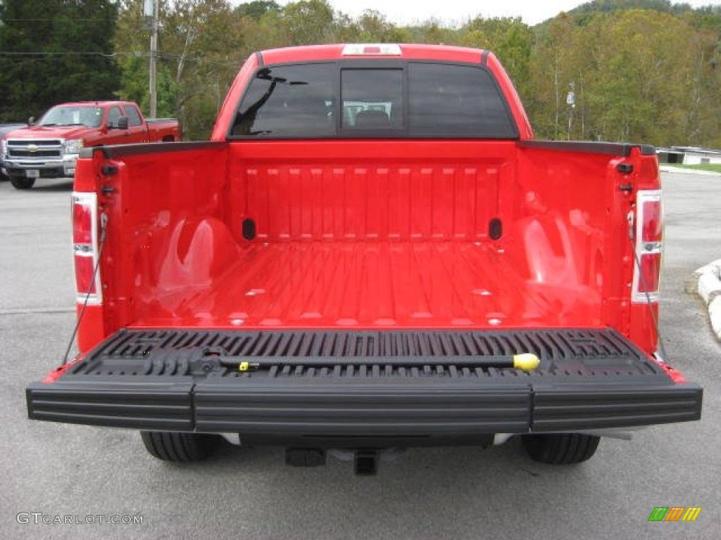 2013 F150 XLT SuperCab 4x4 - Race Red / Steel Gray photo #9