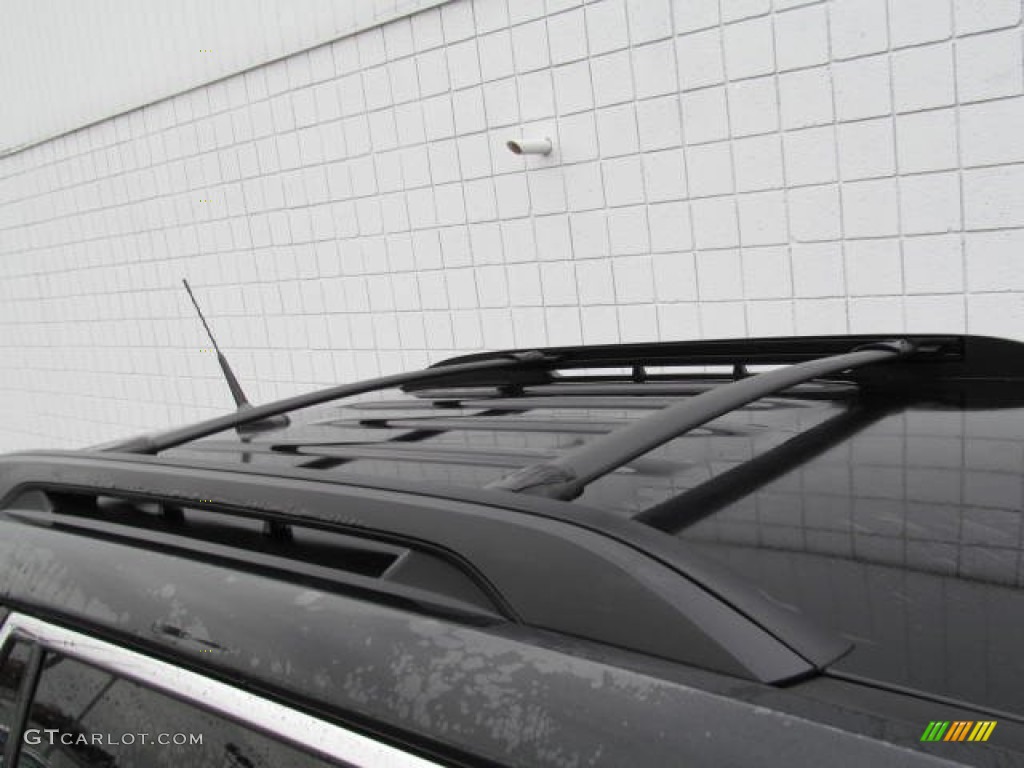 2010 Terrain SLE AWD - Carbon Black Metallic / Jet Black photo #4