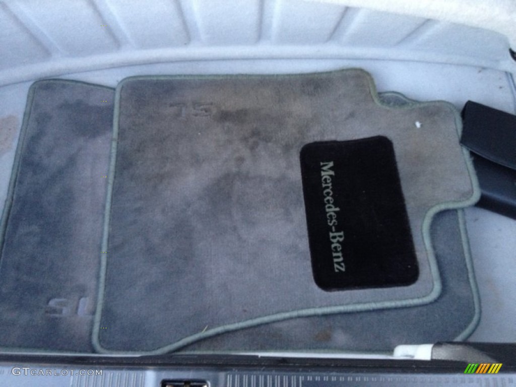 2000 Mercedes-Benz SL 500 Roadster Trunk Photo #72155484