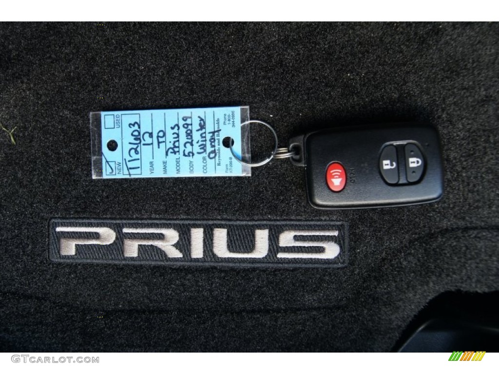 2012 Prius 3rd Gen Two Hybrid - Winter Gray Metallic / Misty Gray photo #34