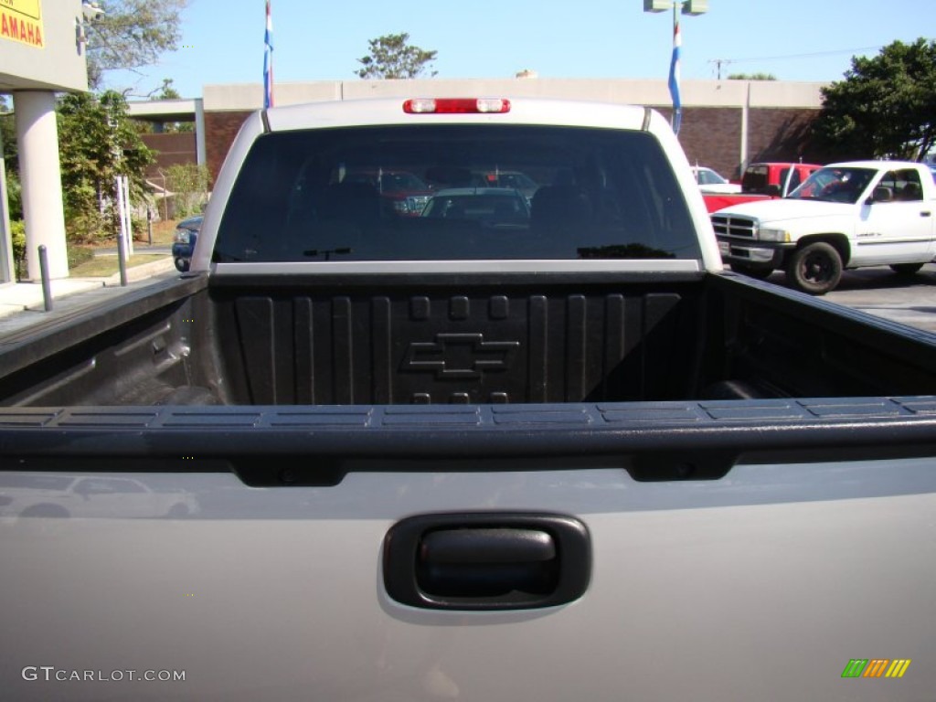 2005 Silverado 1500 Z71 Crew Cab 4x4 - Silver Birch Metallic / Dark Charcoal photo #32