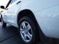 Super White - RAV4 I4 4WD Photo No. 4