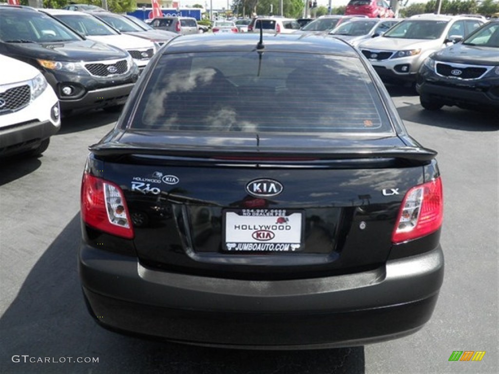 2008 Rio LX Sedan - Black / Gray photo #15