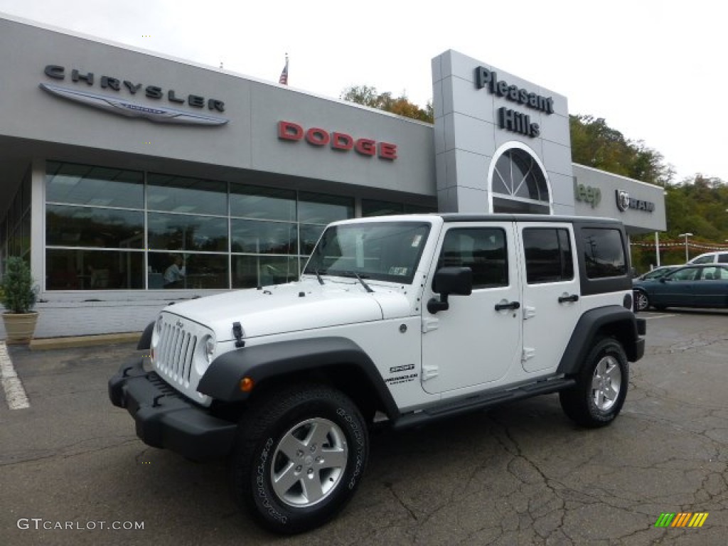 2013 Wrangler Unlimited Sport 4x4 - Bright White / Black photo #1