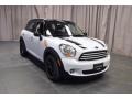 Light White - Cooper Countryman Photo No. 4