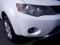 Diamond White Pearl - Outlander XLS Photo No. 2