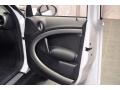 Light White - Cooper Countryman Photo No. 8