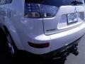 Diamond White Pearl - Outlander XLS Photo No. 13